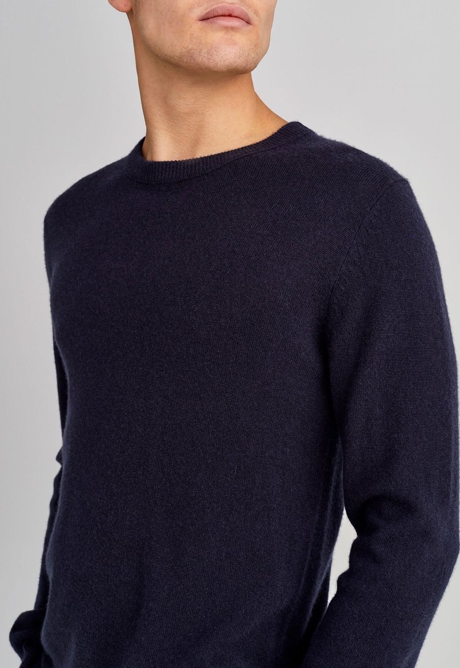 Jac + Jack Beckham Cashmere Sweater